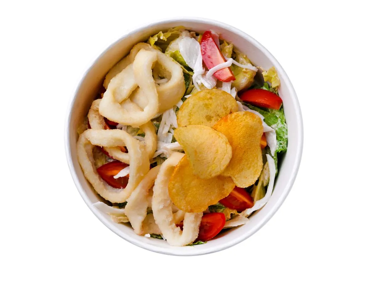 Салат с кальмаром